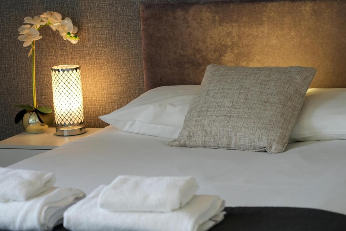 Redbourne Holiday Home Boston Værelse billede