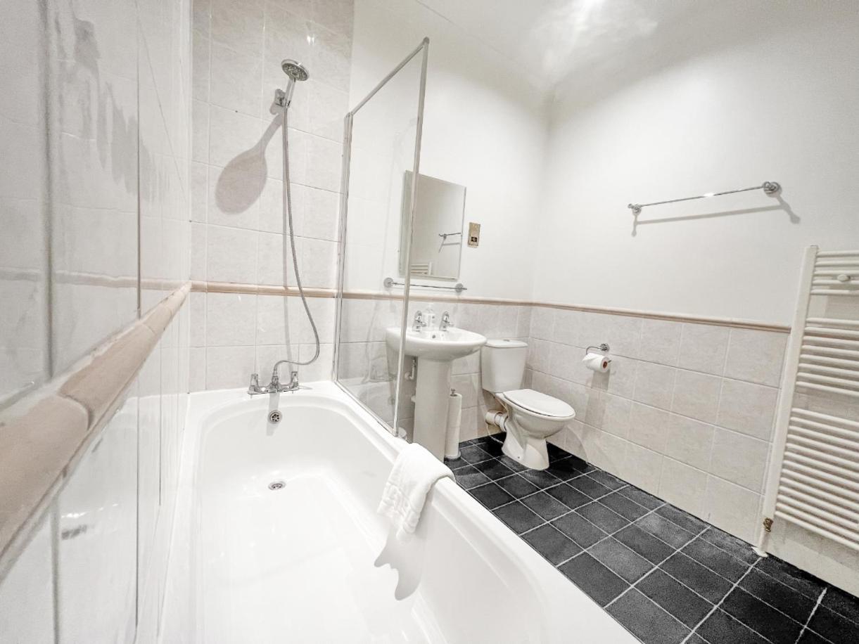 Redbourne Holiday Home Boston Værelse billede